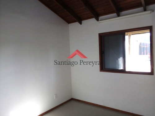 En Venta Casa Balneario Buenos Aires - Ref: 6454