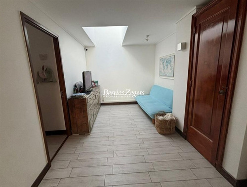 Casa En Venta De 4 Dorm. Lo Barnechea Townhouse Oportunidad