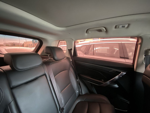 Geely Azkarra 2022