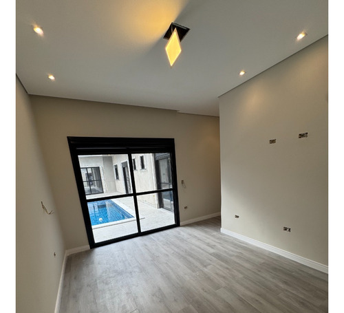 Imóvel De Alto Padão No Centro Piraquara Com Piscina Com Borda Infinita E Area Gourmet