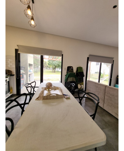Casa 2 Dormitorios Impecable Y Tranquila En Villa Monte Alto