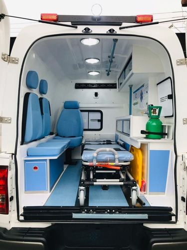 Toyota Hilux Ambulancia 2.8 Tdi Cab. Simples Chassis 4x4 2p