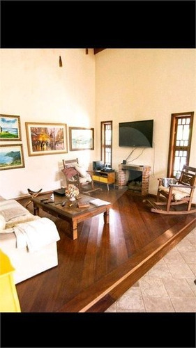 Casa De Condomínio Com 5 Quartos Sendo 4 Suítes Para Locação, 630 M² Por R$ 7.800/mês - 298-im495671