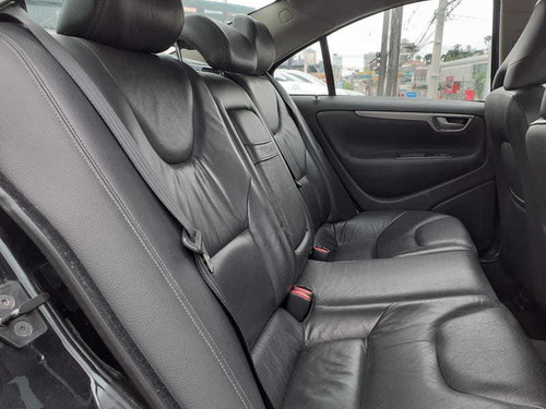 Volvo S-60 2.0 Tb 4p