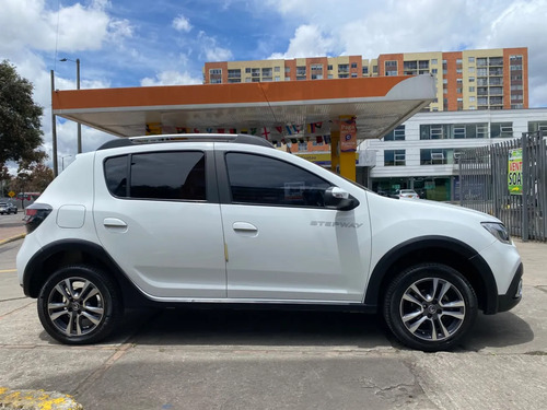 Renault Sandero Stepway 1.6 Intens Aut