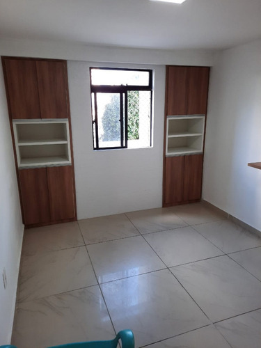 Apartamento Para Venda - 008409
