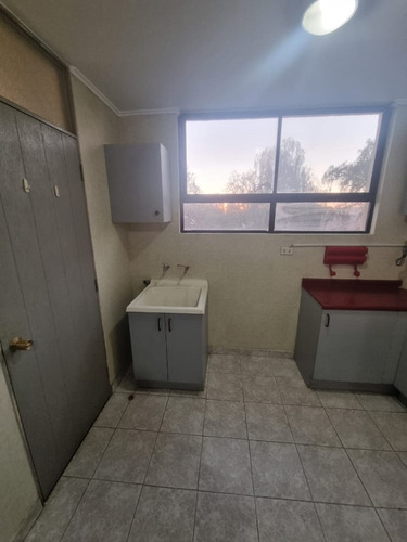 Se Arrienda Hermoso Y Amplio Departamento Sin Amoblar