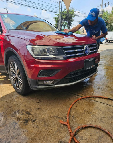Volkswagen Tiguan 1.4 Comfortline At