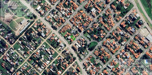 Casa 170 M2, Barrio Punta Mogotes, Mar Del Plata, Provincia De Buenos Aires.