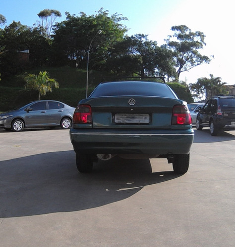 Vende-se Volkswagen Logus, Ano 1996. Motor 1.8