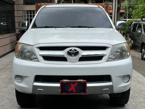 Toyota Hilux Estacas 2.7 Gasolina 4x2 D.c Std Modelo 2009