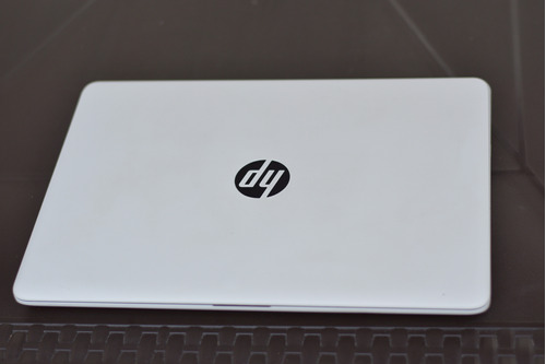 Hp Laptop 14-bs015la