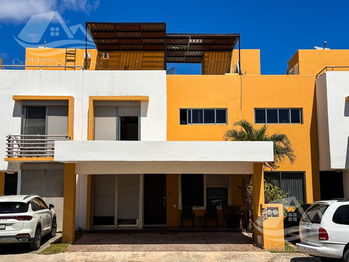 Casa En Venta En Yikal Cancun