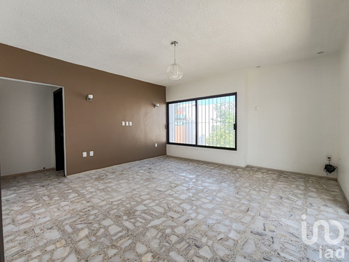 Venta Casa 5 Ambientes Ricardo Flores Magón