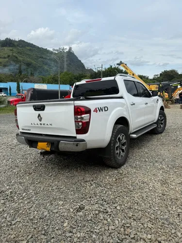 Renault Alaskan 2.5 Intens