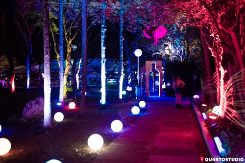 Imagem 4 de 6 de Esfera 30 Cm Led Rgb - Bola - Artiluminacao - Frete Grátis