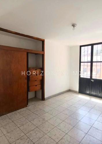 Imagen 14 de 22 de Casa En Renta Calle Alhóndiga