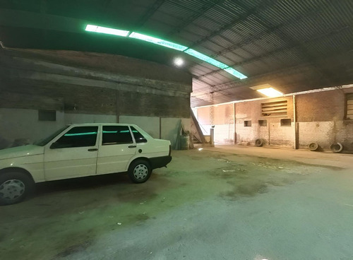 Venta 2 Galpones Y 5 Locales En Bloque Lanús 745m2