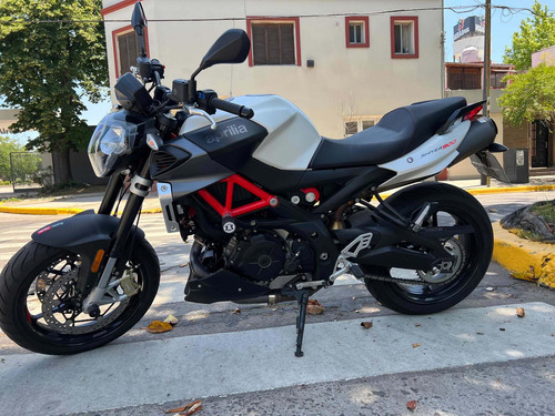 Imagen 3 de 23 de Aprilia Shiver 900 Naked