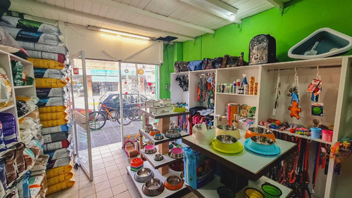Imagen 2 de 10 de Venta Local Comercial En Saenz Peña