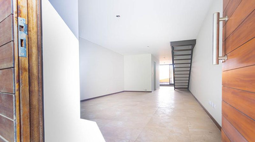 Vera Mujica Al 1300 - Venta Departamento Duplex De 2 Dormitorios En Rosario