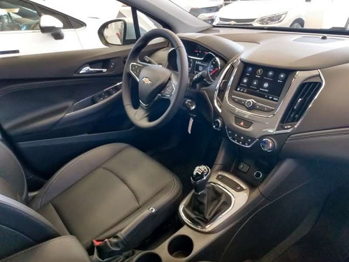 Imagen 8 de 15 de Chevrolet Cruze 5 Lt At Mr