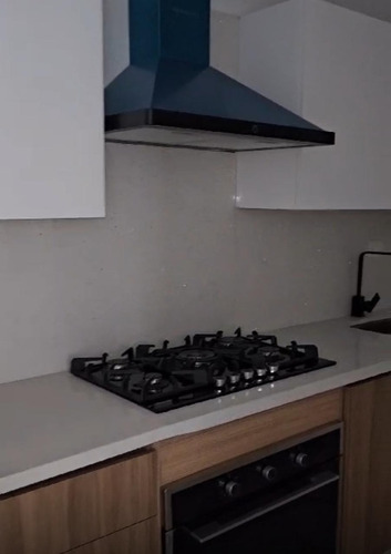 Alquiler De Apartamento Con Línea Blanca En Una De Las Torres Más Exclusivas De La Zona, Los Cacicazgos, Distrito Nacional, Rep.dom