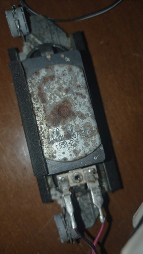 Parlantes De Tv Aoc Le32s5970 (Usado)