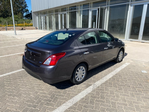 Nissan Versa Sense At 1.6 2017