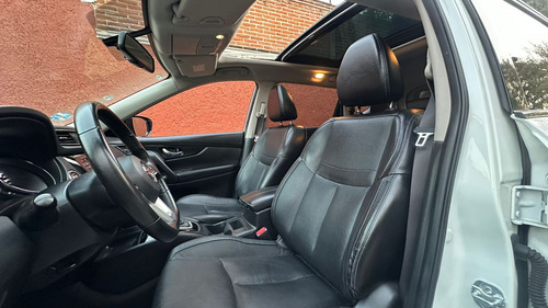 Nissan X-Trail 2.5 Exclusive 2 Row Cvt