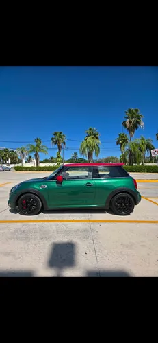 Mini John Cooper Works 2.0 Hot Chilli At