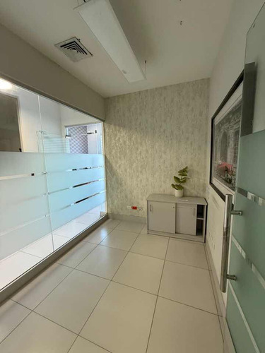 Local Comercial Alquiler En Piantini