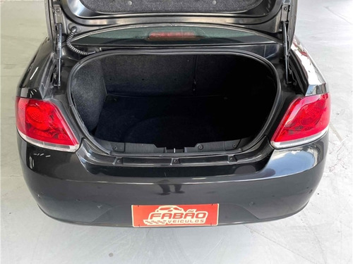 Imagem 10 de 10 de Fiat Linea 1.8 Absolute 16v Flex 4p Automatizado