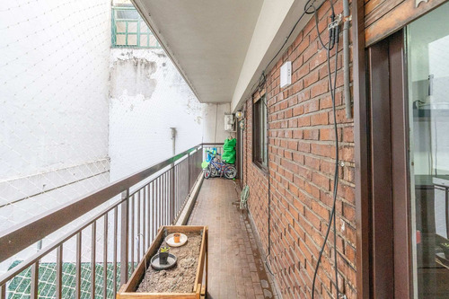 Venta 4 Ambientes Colegiales Con Cochera Movil