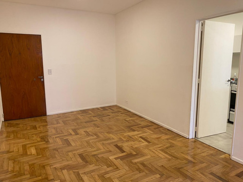 Impecable Dos Ambientes Avellaneda Centro En Alquiler