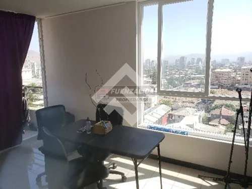 Venta Departamento Independencia De 3 Dormitorios Estacionam