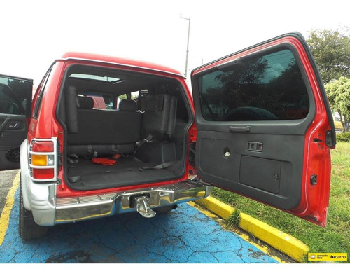 Mitsubishi Montero Wagon