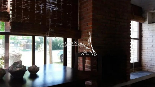 Propiedad En Barrio Residencial- Ref: 3519