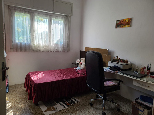 Inmobiliaria Rias Altas Vende Sobre Avenida Garzón Casa + Apartamento