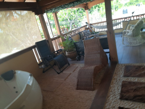 Vendo Casa De 2 Niveles En La Jacobo Majluta