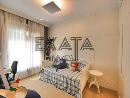 Imagem 28 de 30 de Jardim Morumbi, Residencia De Alto Padrão Em Ótima Localização, Ao Lado Do Colégio Pio Xii, Com 4 Dormitórios Sendo 2 Suítes E 4 Gagas De Garagem. - Ca00954 - 70981328