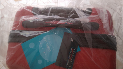 Maleta Perry Ellis, Con Power Bank De 5 V Incluida