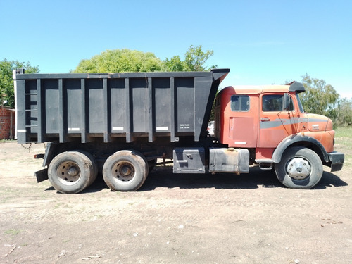 Imagen 4 de 7 de Mercedes Benz 1518 Balancin Volcador