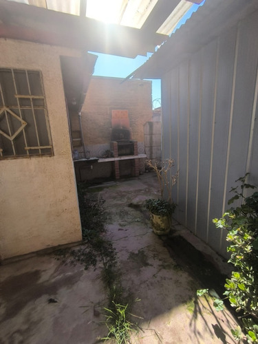 Casa Muy Bien Ubicada En El Centro De Las Cruces