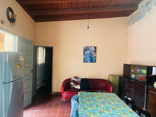 Vendo Casa Habitable A Refaccionar