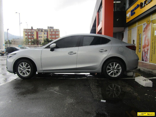 Mazda 3 2.0 Touring