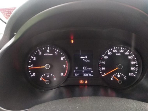 Kia Rio 4 Lx 1.4l 6mt Ac 2020