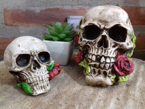 Calavera Mexicana Chiquita De Yeso Con Rosa