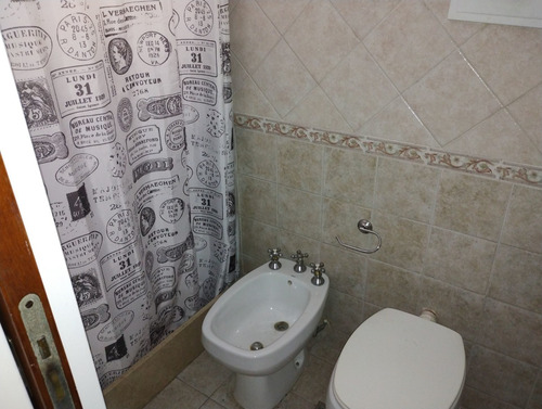 Imagen 23 de 30 de Venta Ph Tres Ambientes En Ramos Mejía C/parrilla