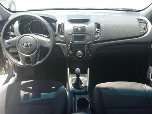 Kia Cerato 1.6 Full, Caja De 6ta. Excelente Estado.